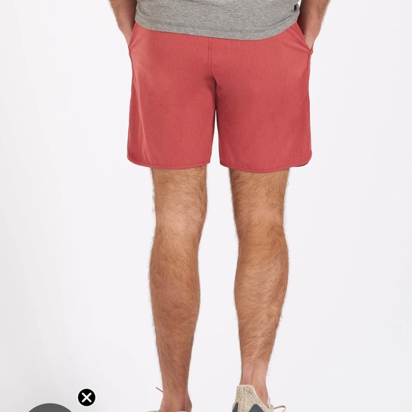 Vuori Banks Shorts size Large Red - Picture 2 of 8